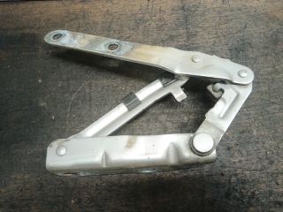 bontott VW TRANSPORTER Motorháztető Bal Zsanér