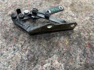 bontott VW TRANSPORTER Motorháztető Bal Zsanér