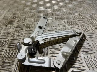 bontott VW TRANSPORTER Motorháztető Bal Zsanér