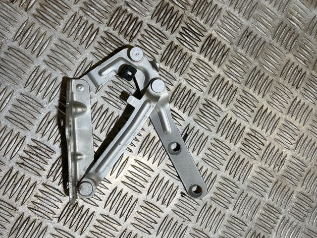 bontott VW TRANSPORTER Motorháztető Bal Zsanér