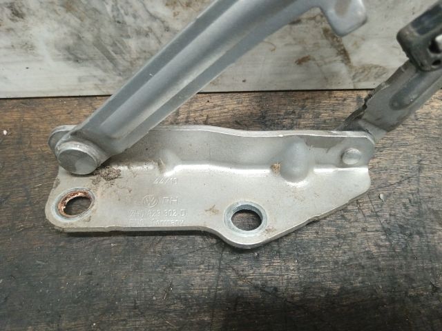 bontott VW TRANSPORTER Motorháztető Jobb Zsanér