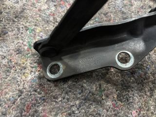 bontott VW TRANSPORTER Motorháztető Jobb Zsanér