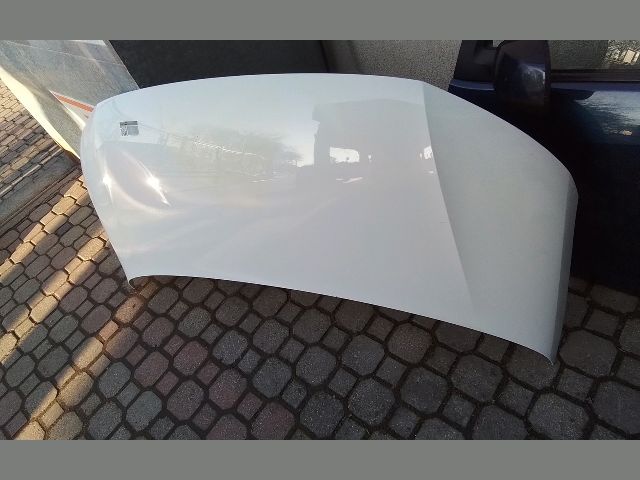 bontott VW TRANSPORTER Motorháztető Szigetelés