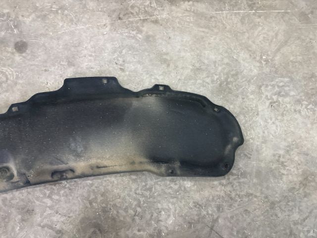 bontott VW TRANSPORTER Motorháztető Szigetelés