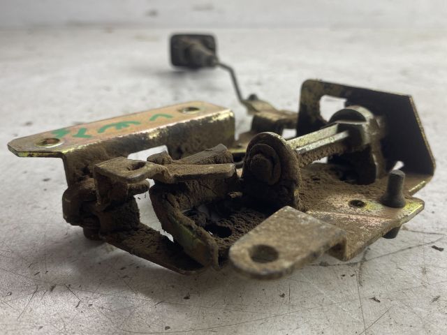 bontott VW TRANSPORTER Motorháztető Zárszerkezet