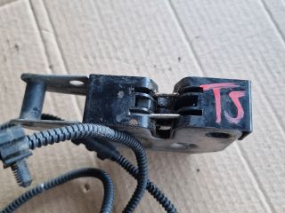 bontott VW TRANSPORTER Motorháztető Zárszerkezet