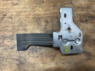 bontott VW TRANSPORTER Motorháztető Zárszerkezet