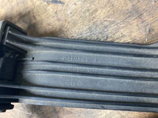 bontott VW TRANSPORTER Motorháztető Zárszerkezet