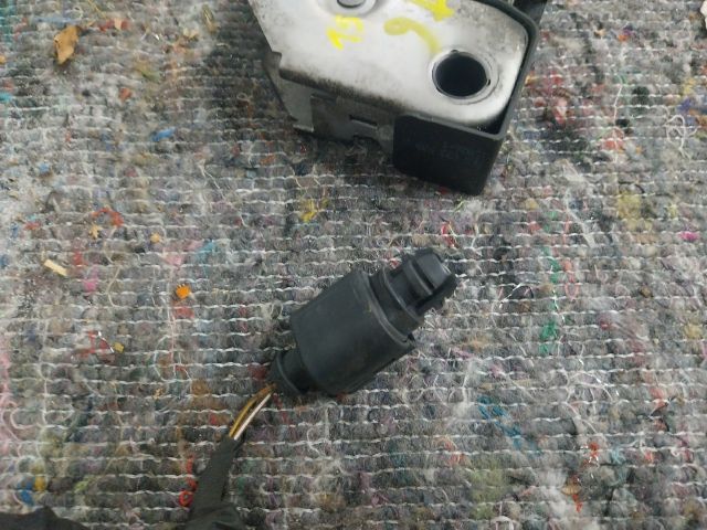 bontott VW TRANSPORTER Motorháztető Zárszerkezet