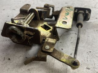 bontott VW TRANSPORTER Motorháztető Zárszerkezet