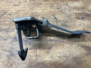 bontott VW TRANSPORTER Motorháztető Zárszerkezet