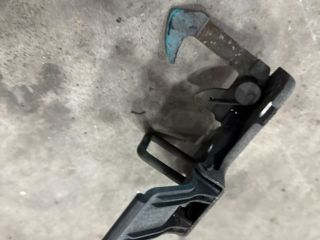 bontott VW TRANSPORTER Motorháztető Zárszerkezet