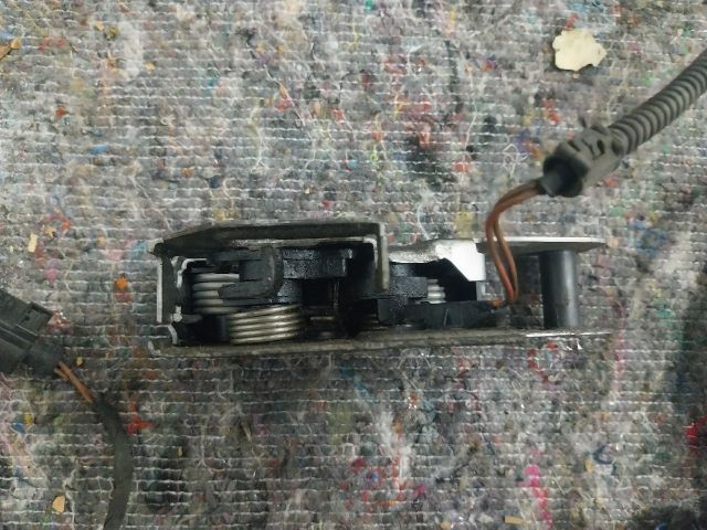 bontott VW TRANSPORTER Motorháztető Zárszerkezet