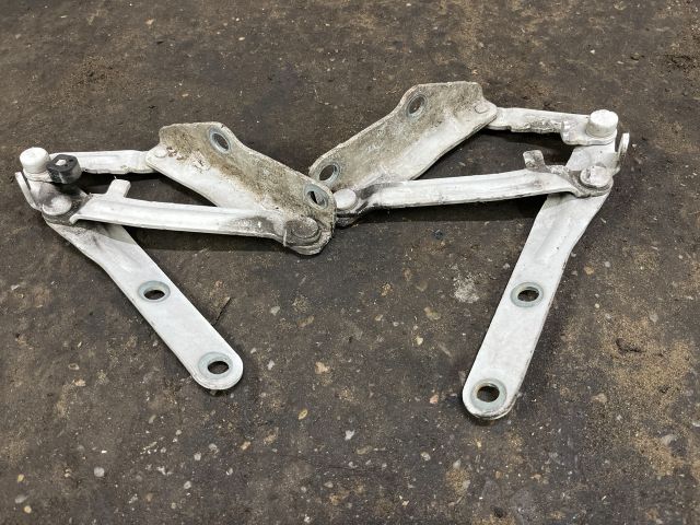 bontott VW TRANSPORTER Motorháztető Zsanér Pár