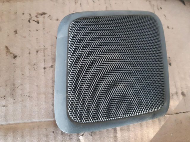 bontott VW TRANSPORTER Műszerfal Bal Hangszóró Burkolat