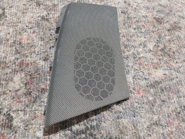 bontott VW TRANSPORTER Műszerfal Jobb Hangszóró Burkolat