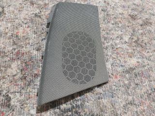 bontott VW TRANSPORTER Műszerfal Jobb Hangszóró Burkolat