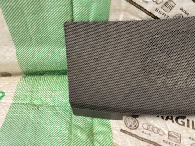 bontott VW TRANSPORTER Műszerfal Jobb Hangszóró Burkolat