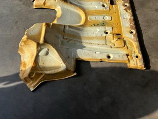 bontott VW TRANSPORTER Padlószőnyeg