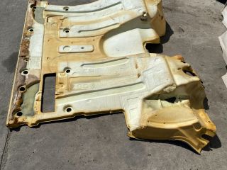 bontott VW TRANSPORTER Padlószőnyeg