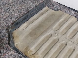 bontott VW TRANSPORTER Padlószőnyeg