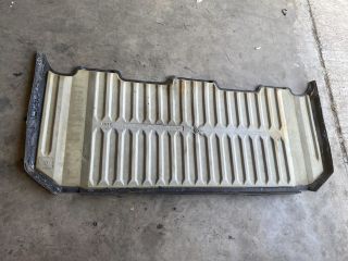 bontott VW TRANSPORTER Padlószőnyeg