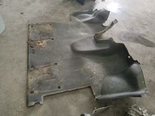 bontott VW TRANSPORTER Padlószőnyeg