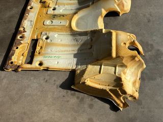 bontott VW TRANSPORTER Padlószőnyeg