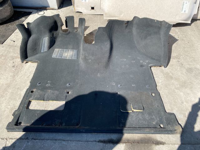 bontott VW TRANSPORTER Padlószőnyeg