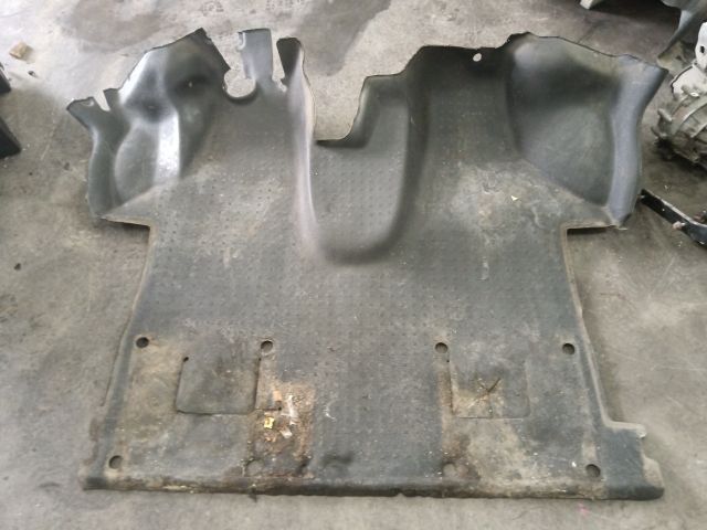 bontott VW TRANSPORTER Padlószőnyeg