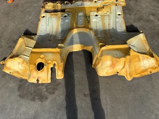 bontott VW TRANSPORTER Padlószőnyeg