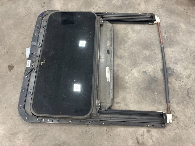 bontott VW TRANSPORTER Panoráma Tető