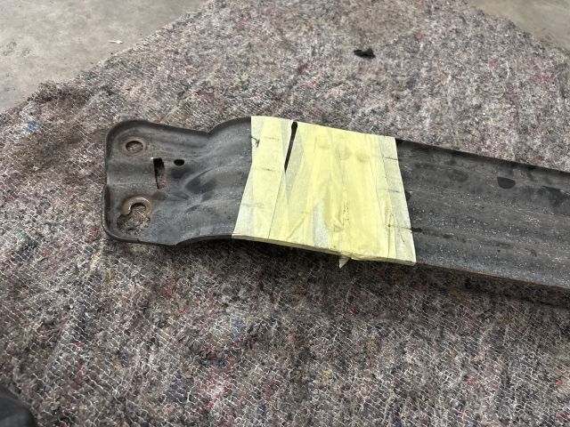 bontott VW TRANSPORTER Pótkerék Tartó Fenéklemez