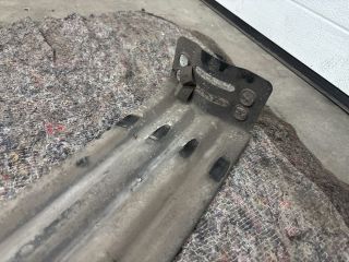 bontott VW TRANSPORTER Pótkerék Tartó Fenéklemez