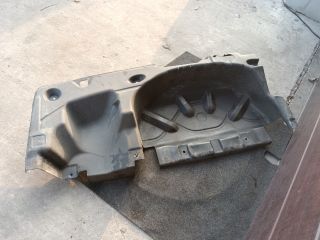 bontott VW TRANSPORTER Pótkerék Tartó Fenéklemez