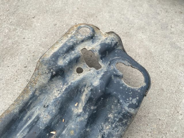 bontott VW TRANSPORTER Pótkerék Tartó