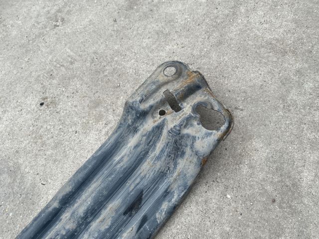 bontott VW TRANSPORTER Pótkerék Tartó