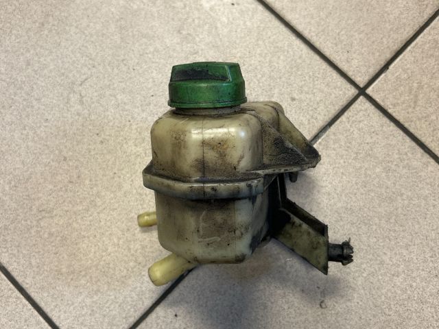 bontott VW TRANSPORTER Szervóolaj Tartály