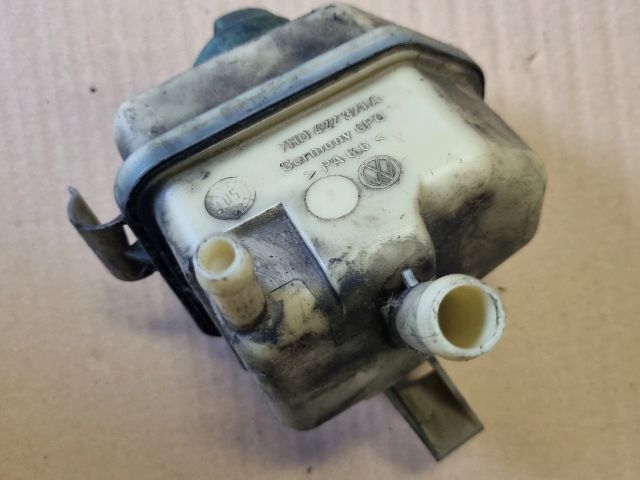 bontott VW TRANSPORTER Szervóolaj Tartály