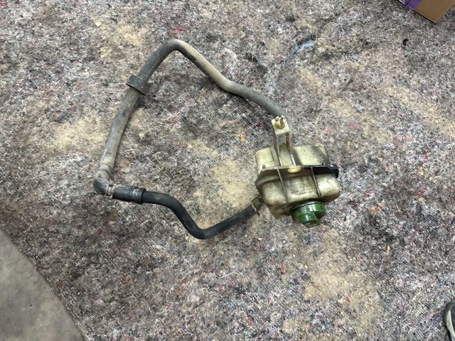 bontott VW TRANSPORTER Szervóolaj Tartály