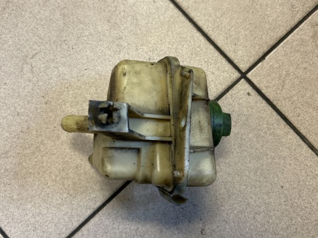 bontott VW TRANSPORTER Szervóolaj Tartály