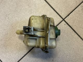 bontott VW TRANSPORTER Szervóolaj Tartály