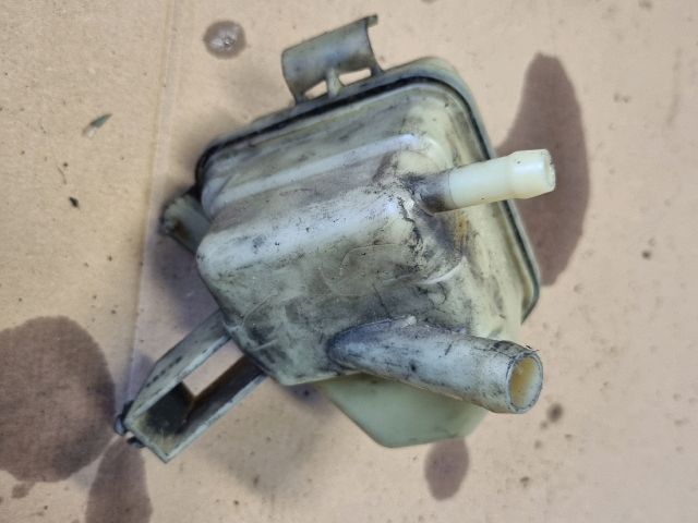 bontott VW TRANSPORTER Szervóolaj Tartály