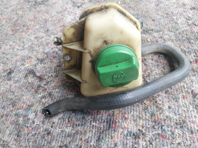 bontott VW TRANSPORTER Szervóolaj Tartály