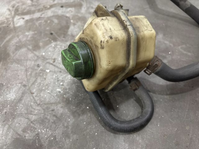 bontott VW TRANSPORTER Szervóolaj Tartály