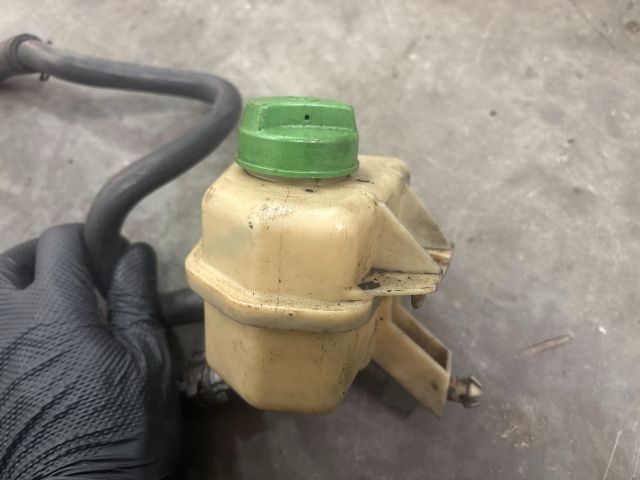 bontott VW TRANSPORTER Szervóolaj Tartály