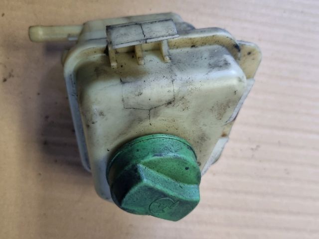 bontott VW TRANSPORTER Szervóolaj Tartály