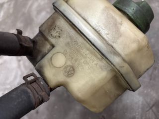 bontott VW TRANSPORTER Szervóolaj Tartály