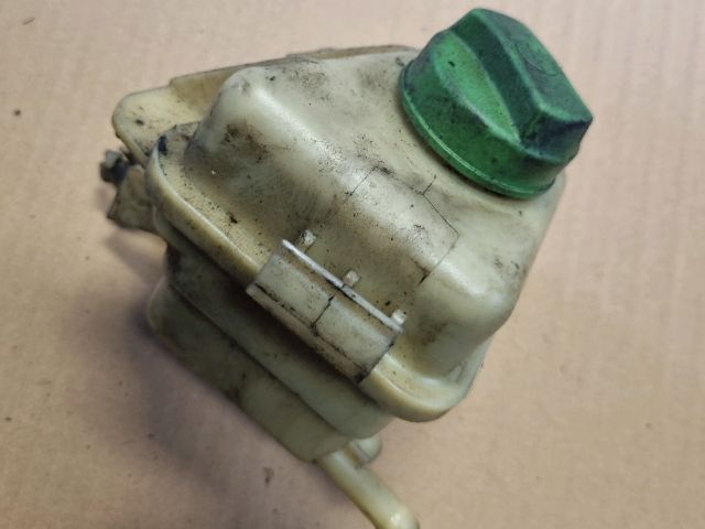 bontott VW TRANSPORTER Szervóolaj Tartály