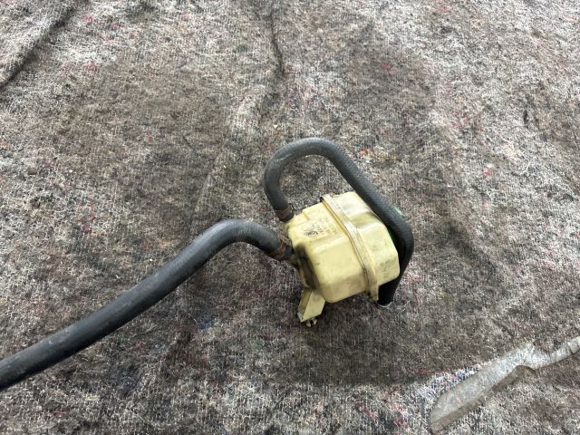 bontott VW TRANSPORTER Szervóolaj Tartály